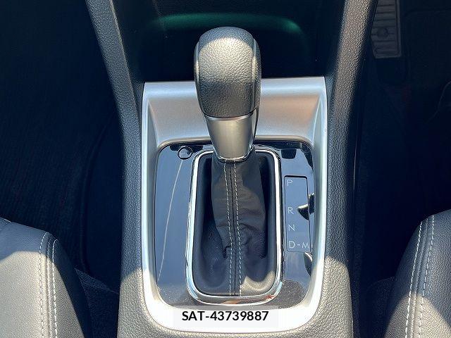 Subaru LEVORG 2016-08 8100094-19