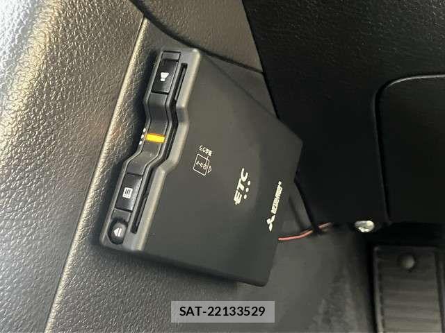 Subaru LEVORG 2015-07 8100098-13