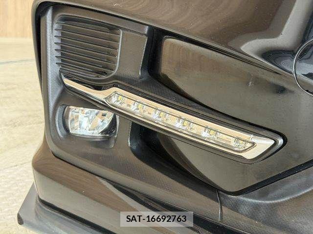 Subaru LEVORG 2017-08 8100079-26