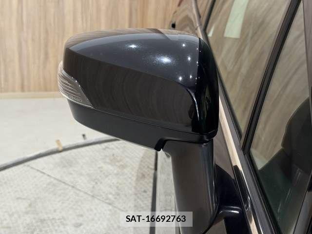 Subaru LEVORG 2017-08 8100079-28