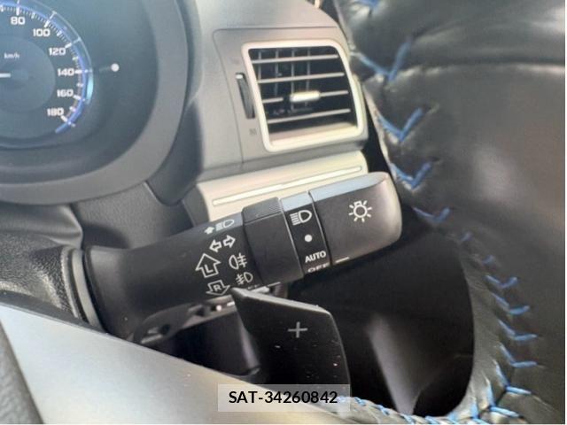 Subaru LEVORG 2018-03 8100084-13