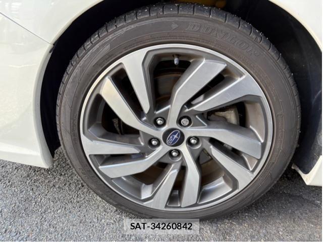 Subaru LEVORG 2018-03 8100084-23