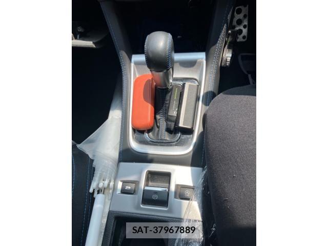 Subaru LEVORG 2014-12 8130985-27