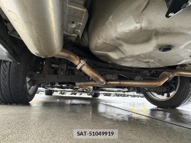 Subaru LEVORG 2019-07 8130972-11