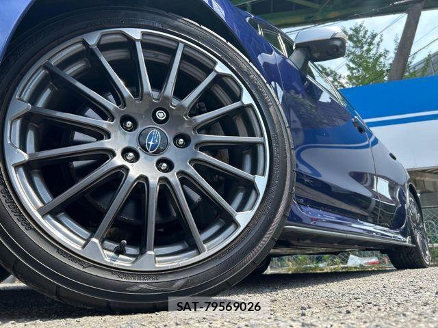 Subaru LEVORG 2017-09 8130981-12