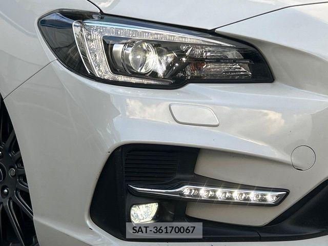 Subaru LEVORG 2017-12 8130979-11