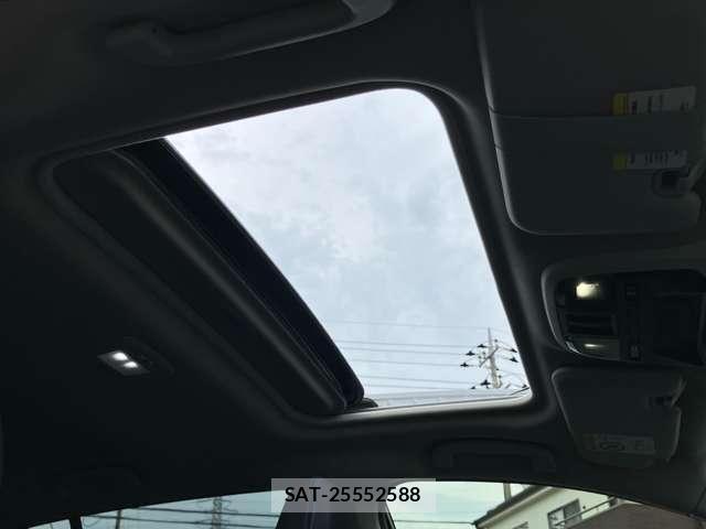 Subaru LEVORG 2023-08 8208296-3