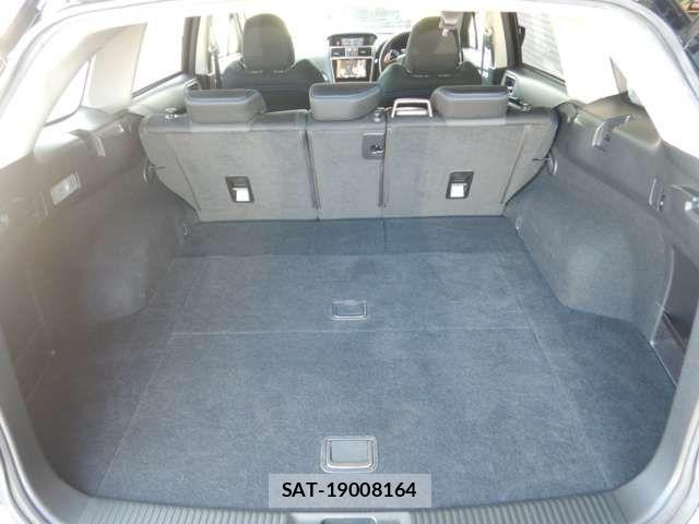 Subaru LEVORG 2018-02 8208331-12