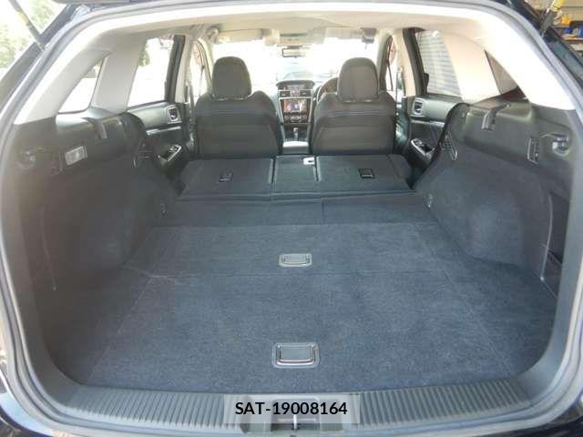 Subaru LEVORG 2018-02 8208331-13