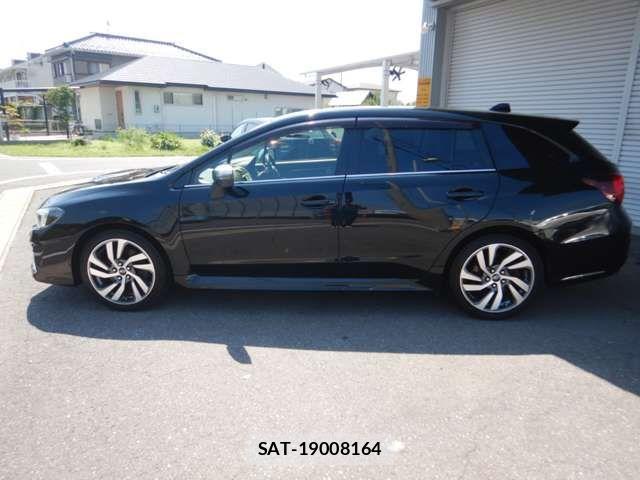 Subaru LEVORG 2018-02 8208331-18