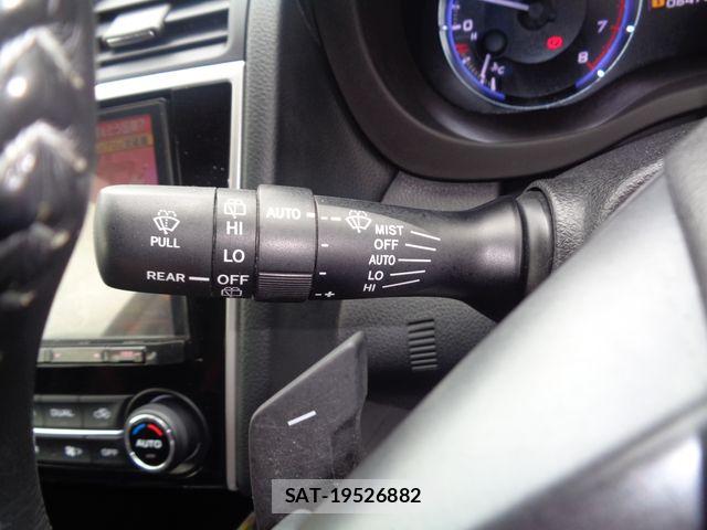 Subaru LEVORG 2017-09 8208330-23