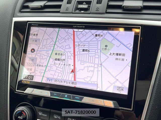 Subaru LEVORG 2017-11 8208309-2