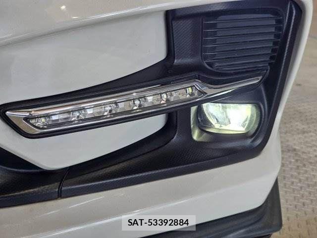 Subaru LEVORG 2018-03 8208307-12