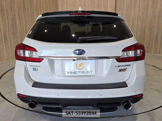 Subaru LEVORG 2018-03 8208307-18