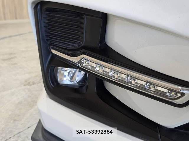 Subaru LEVORG 2018-03 8208307-24