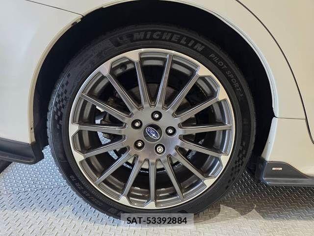 Subaru LEVORG 2018-03 8208307-28