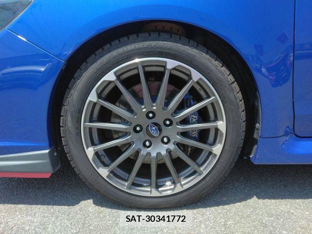 Subaru LEVORG 2018-10 8208308-26