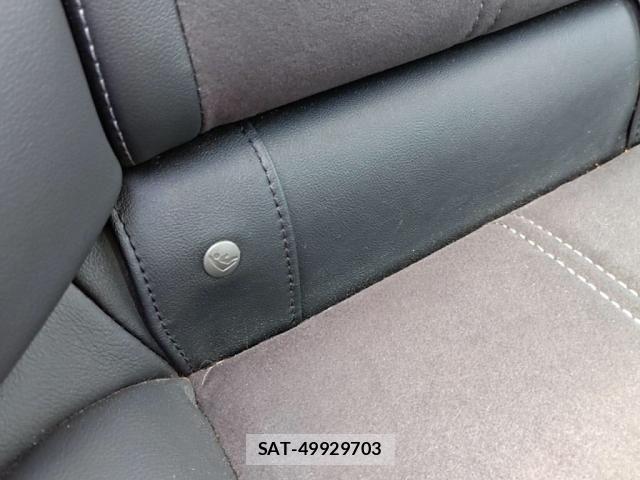 Subaru LEVORG 2016-01 8208312-23