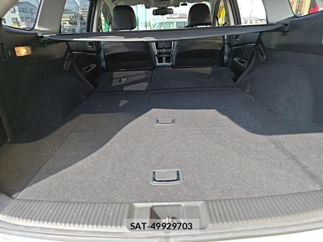 Subaru LEVORG 2016-01 8208312-26