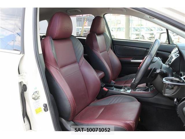 Subaru LEVORG 2017-02 8208316-12