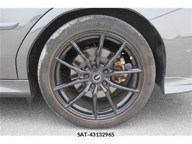 Subaru LEVORG 2021-01 8208304-25