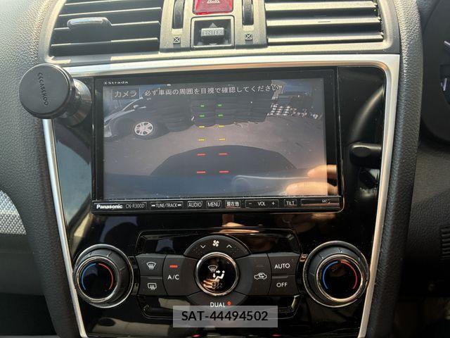 Subaru LEVORG 2014-09 8208333-11