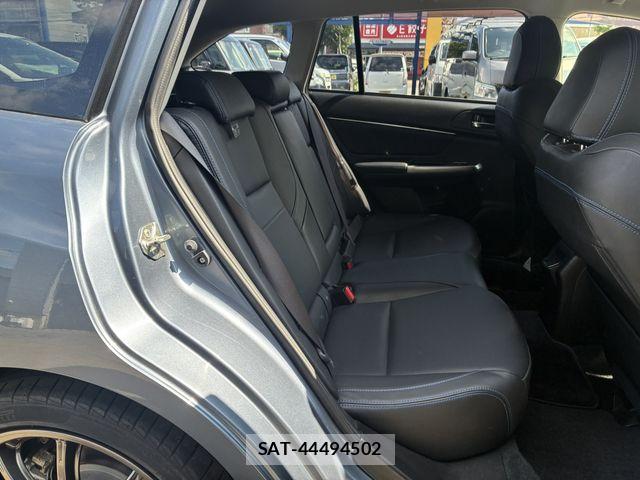 Subaru LEVORG 2014-09 8208333-12