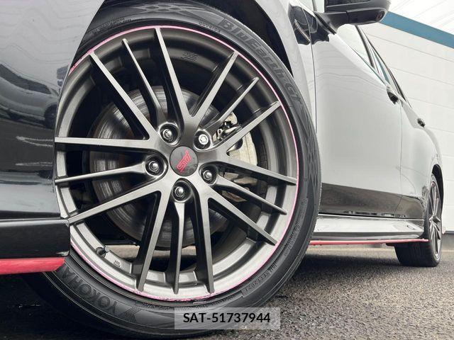 Subaru LEVORG 2021-08 8208298-12