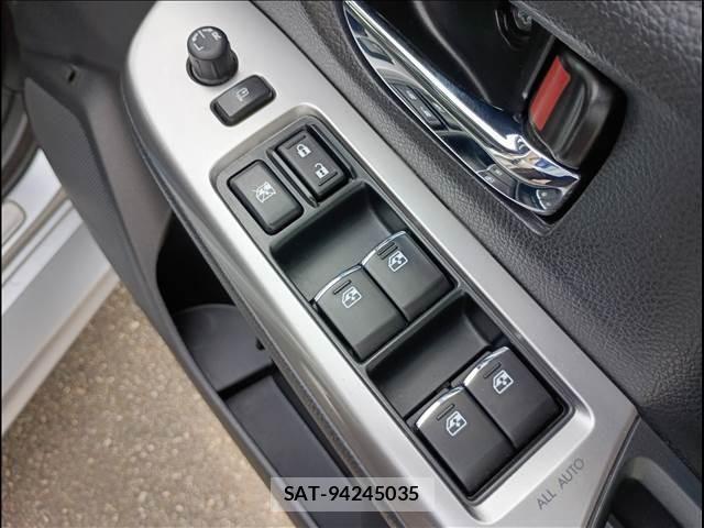 Subaru LEVORG 2015-09 8208323-17