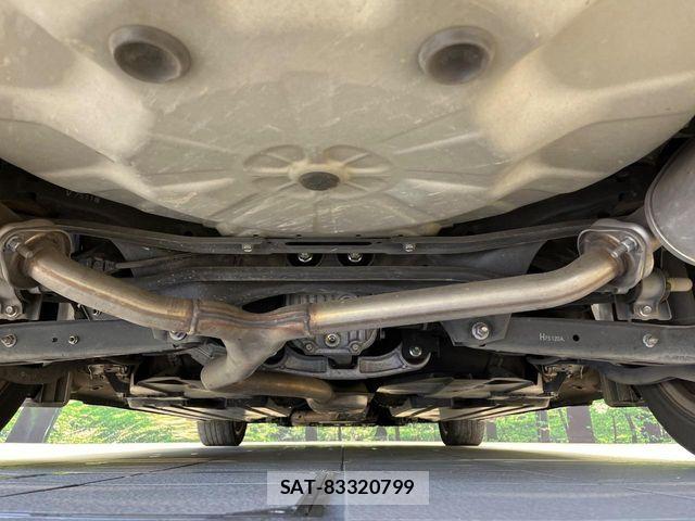 Subaru LEVORG 2017-05 8208328-18