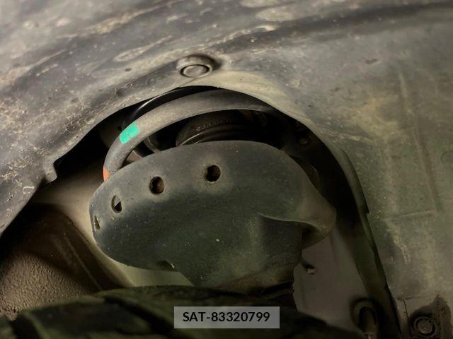 Subaru LEVORG 2017-05 8208328-19
