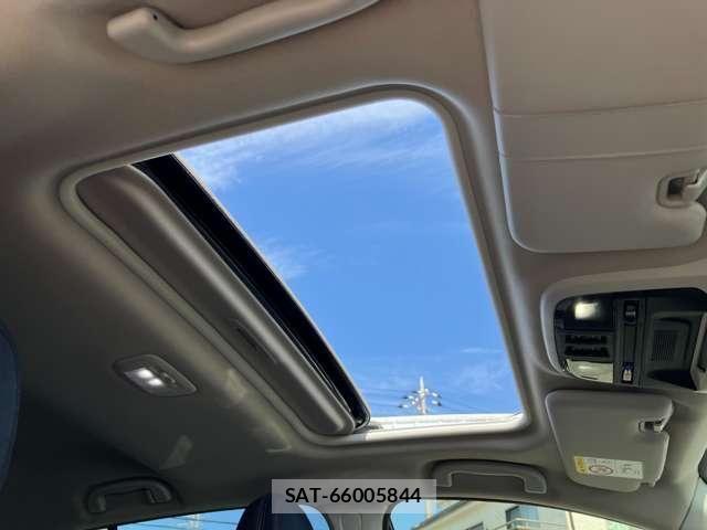 Subaru LEVORG 2024-08 8208289-3