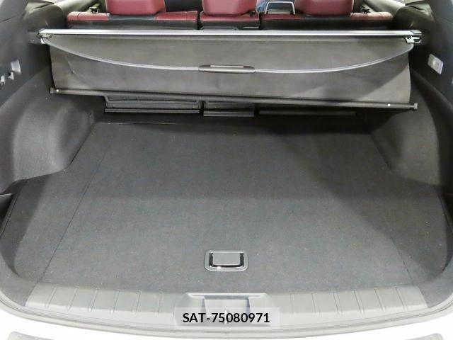 Subaru LEVORG 2022-11 8208295-24