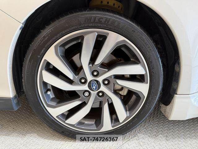 Subaru LEVORG 2017-08 8208329-15
