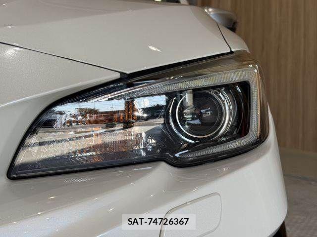Subaru LEVORG 2017-08 8208329-23
