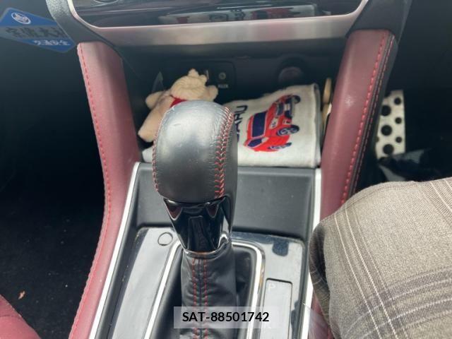 Subaru LEVORG 2017-09 8315144-17