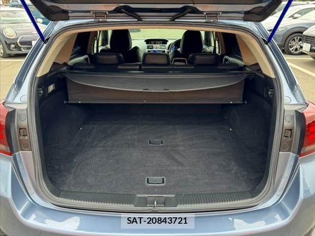 Subaru LEVORG 2016-06 8336522-18