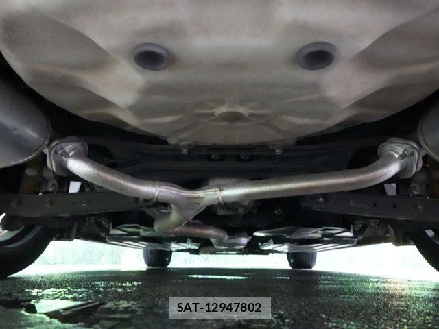 Subaru LEVORG 2016-05 8354831-26