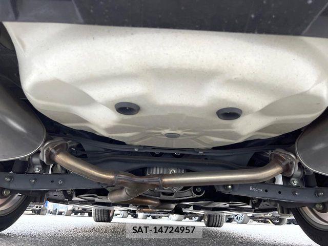 Subaru LEVORG 2016-03 8354827-18