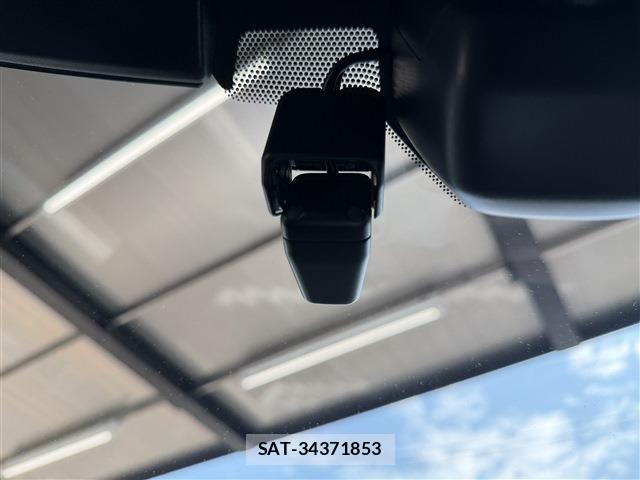 Subaru LEVORG 2022-09 8366670-17