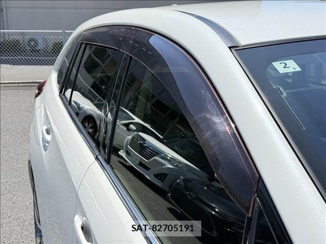 Subaru LEVORG 2018-02 8366677-29