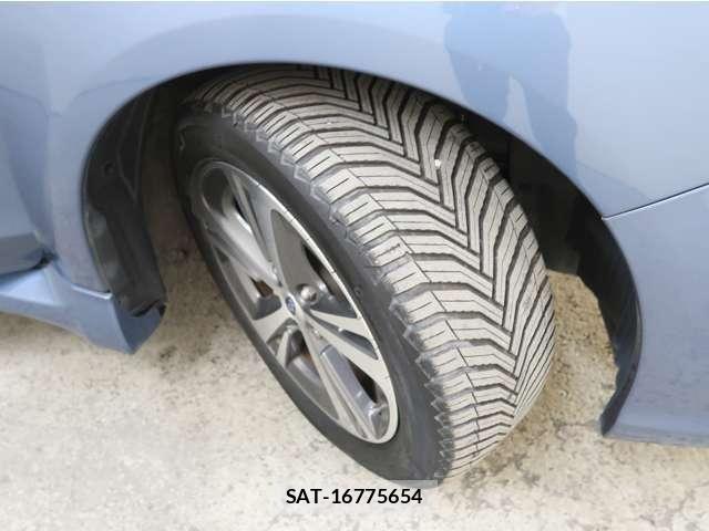 Subaru LEVORG 2017-09 8366675-18