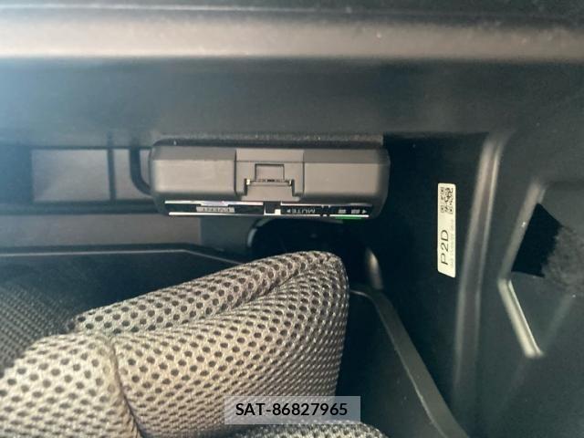 Subaru LEVORG 2017-09 8366678-27