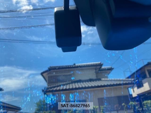 Subaru LEVORG 2017-09 8366678-28