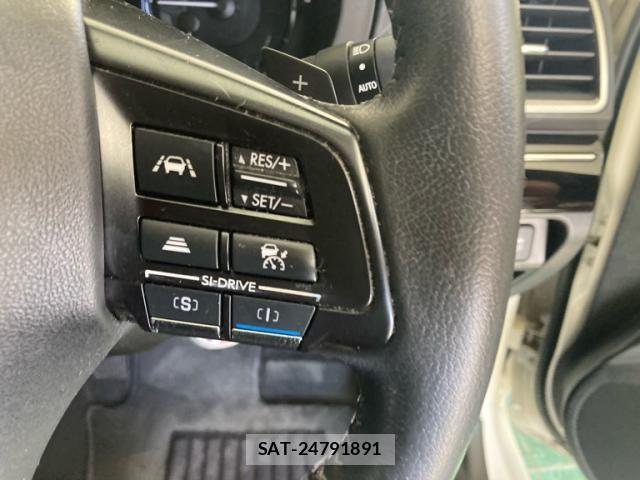 Subaru LEVORG 2015-12 8371791-13