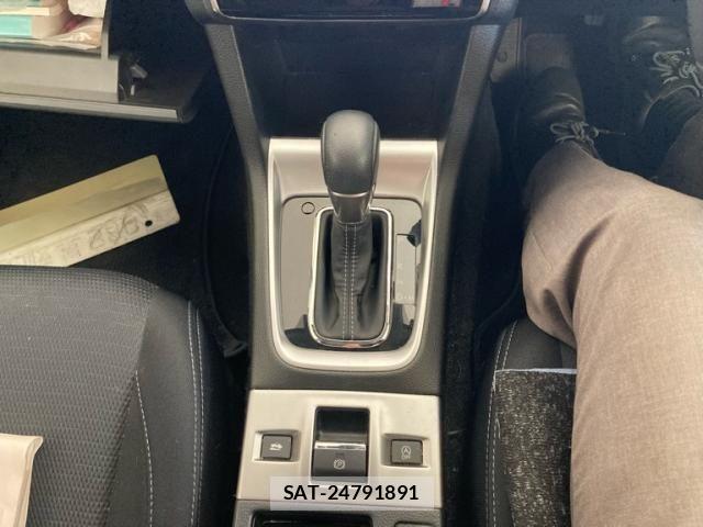 Subaru LEVORG 2015-12 8371791-22
