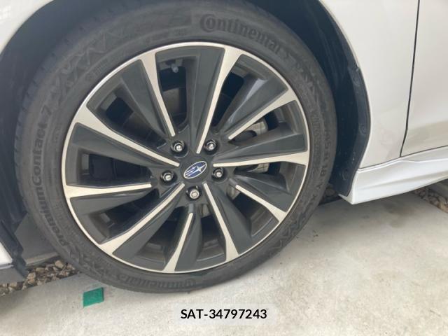 Subaru LEVORG 2022-07 8371789-9