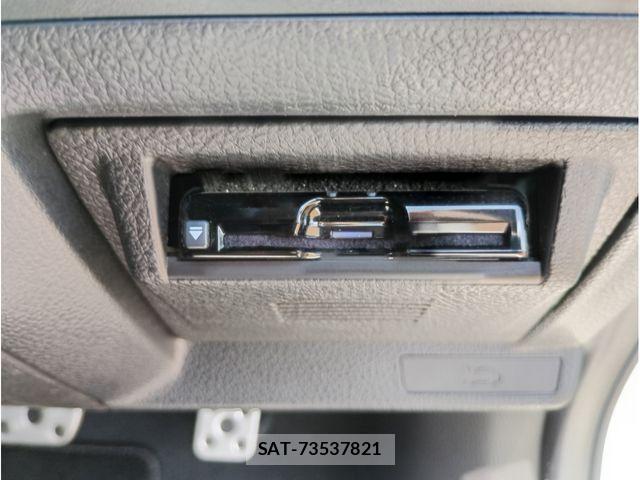 Subaru LEVORG 2018-05 8413223-14
