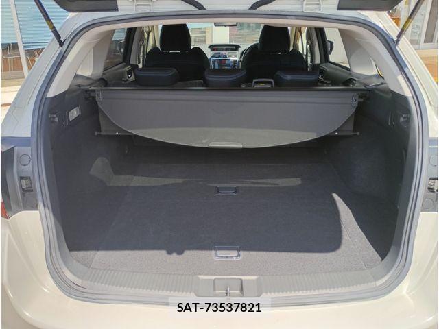 Subaru LEVORG 2018-05 8413223-17