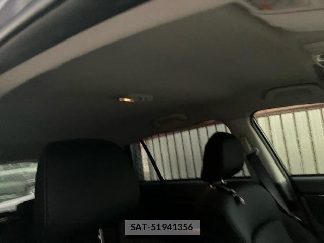 Subaru LEVORG 2014-08 8413250-11